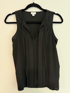 J.Crew black sleeveless blouse with pleated front and tie detail Size XXS EUC